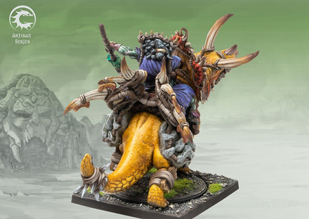 Conquest: W'adrhun Thunder Chieftain Artisan Series